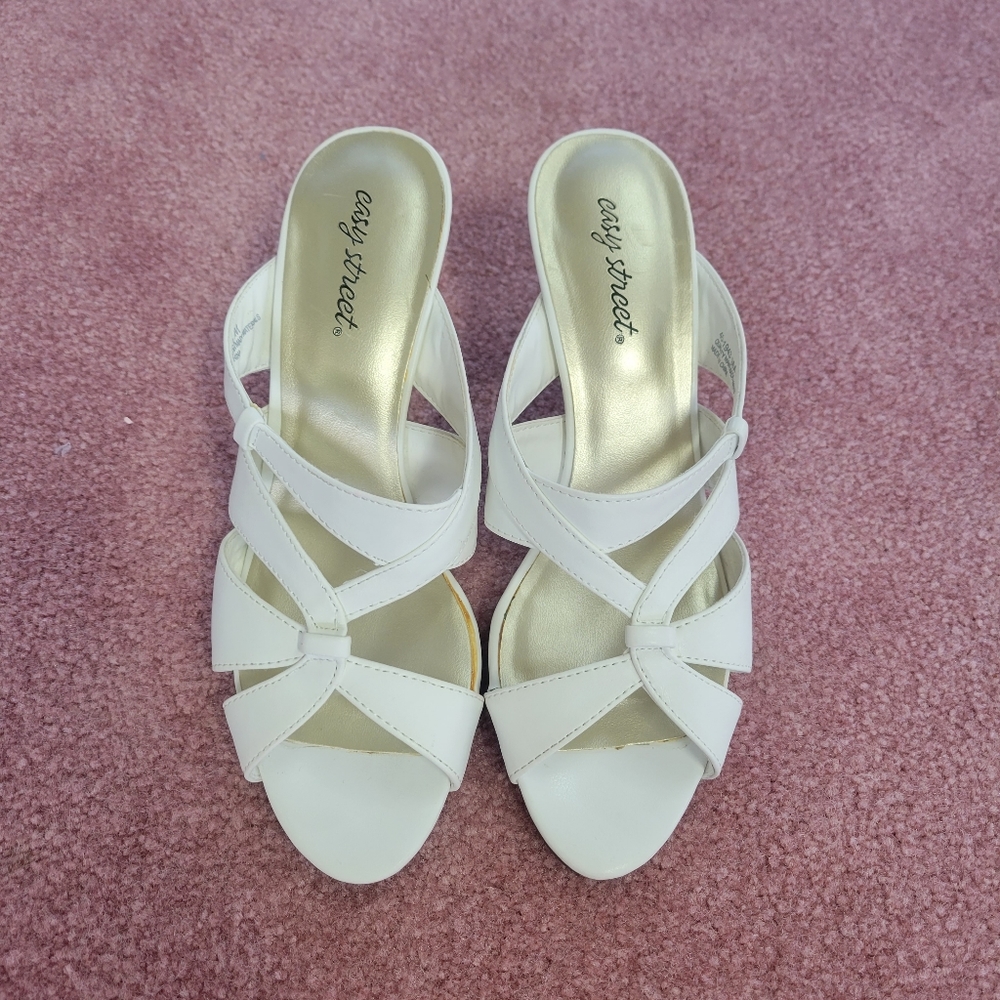 Easy Street - size 9